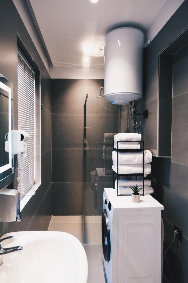 Mono Boutique Apartments Tirana Bagian luar foto