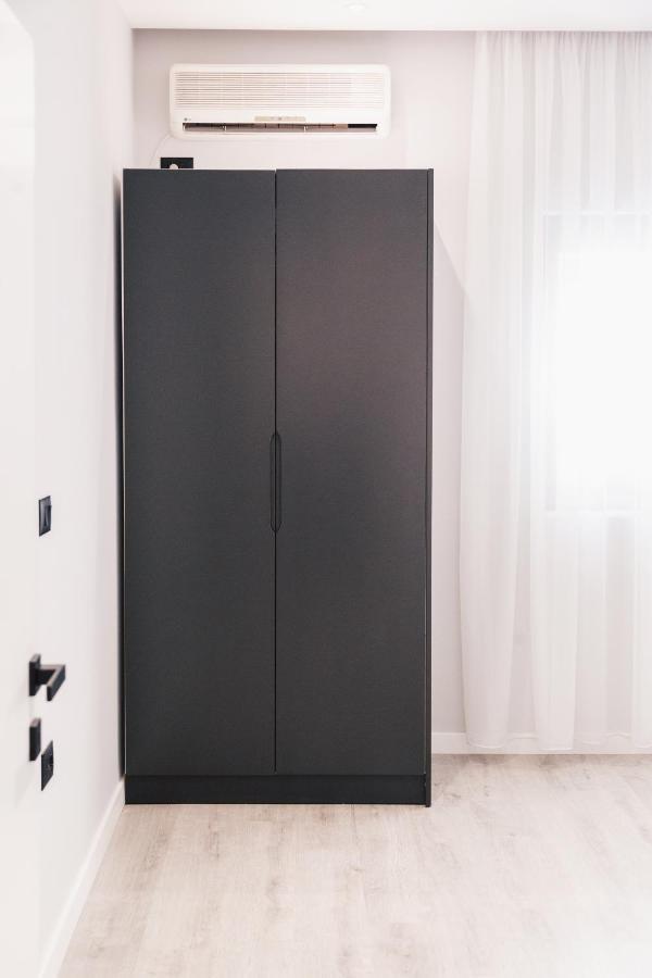 Mono Boutique Apartments Tirana Bagian luar foto