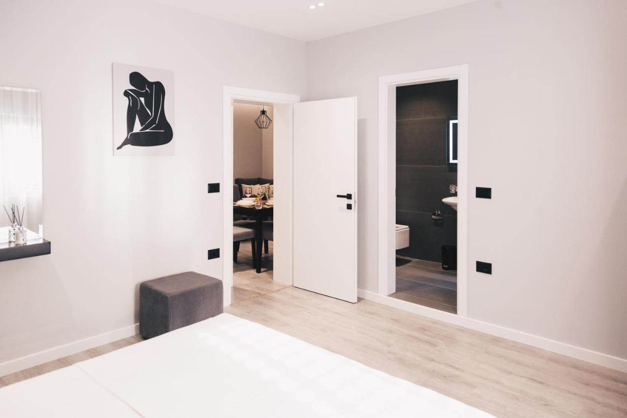 Mono Boutique Apartments Tirana Bagian luar foto