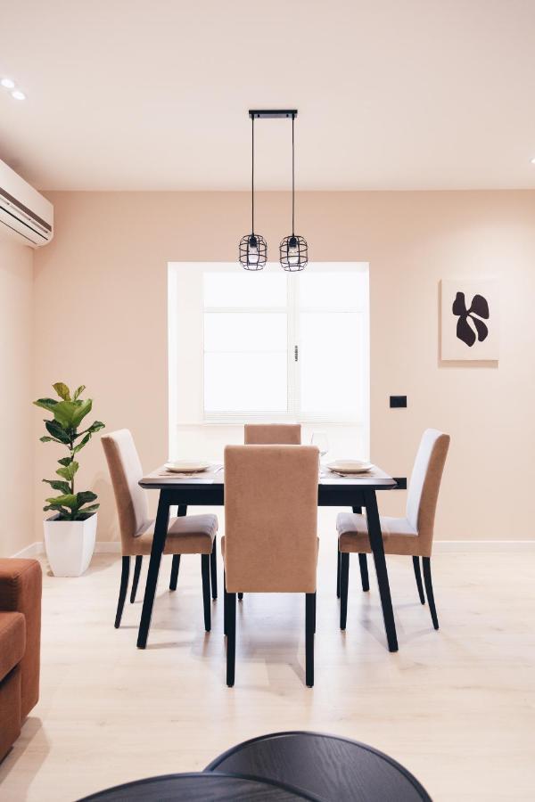 Mono Boutique Apartments Tirana Bagian luar foto